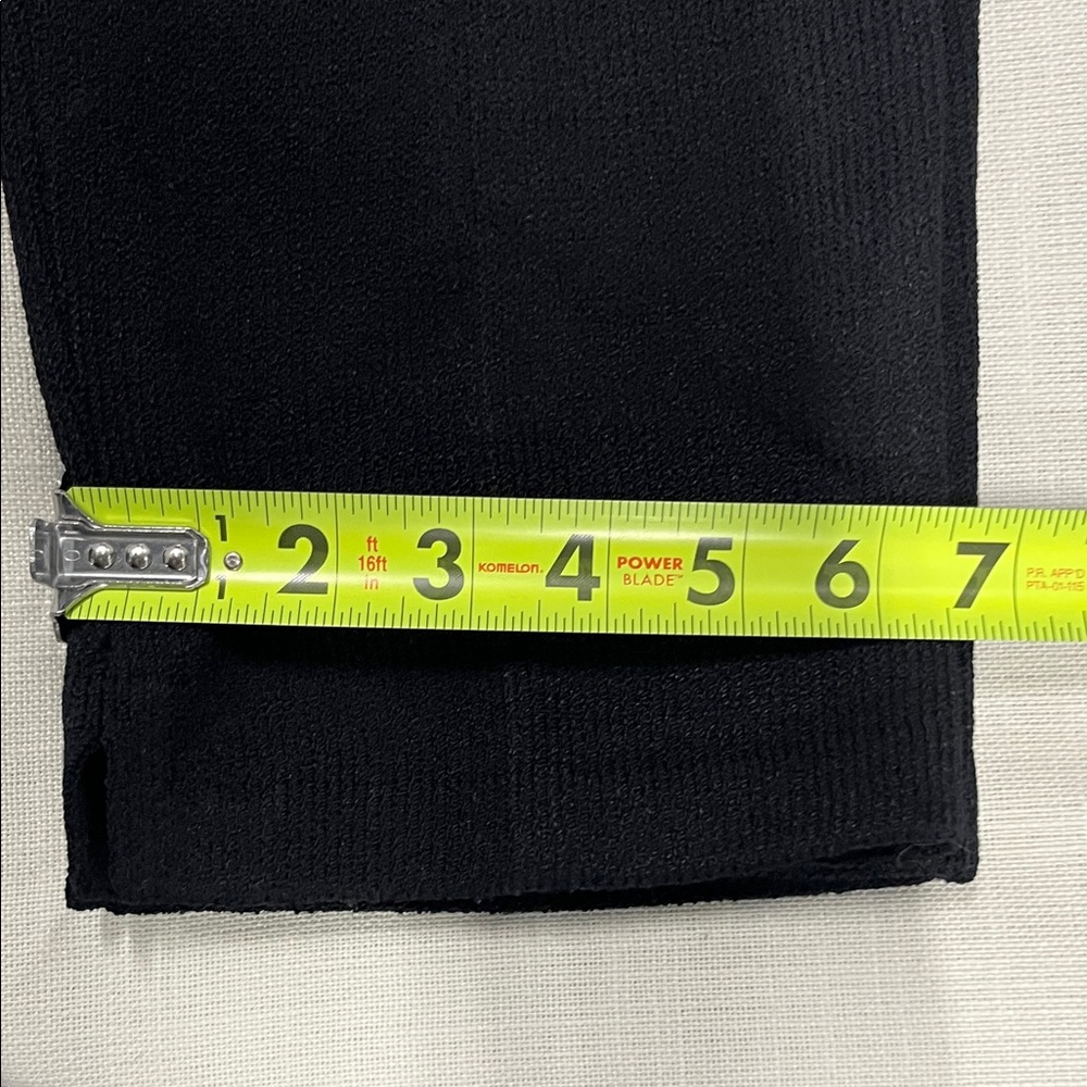 Vintage St. John basic  elastic waste size 12 Black Pants excellent condition - Picture 6 of 12